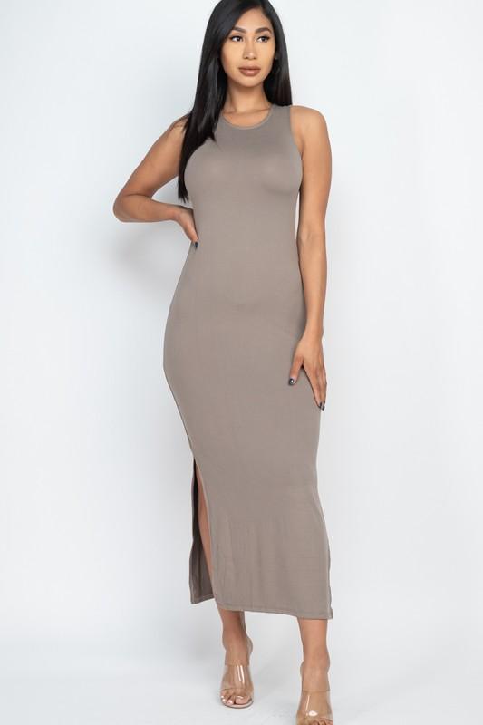 CUT CLOSE MAXI DRESS W/SIDE SPLITS